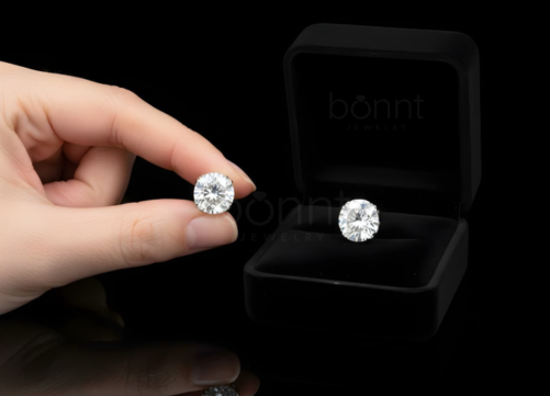 Signature Glow Solitaire Stud Earrings | D Color Moissanite