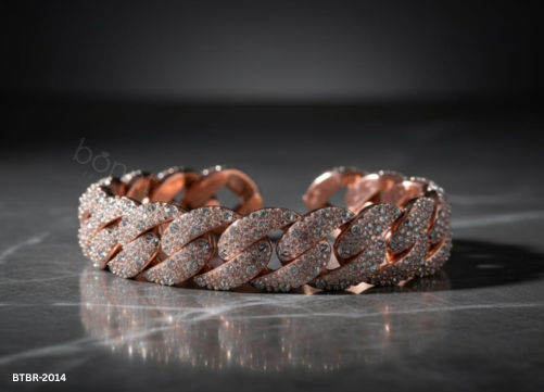Iced-Out Lab-Grown Diamonds Cuban Link Bracelet – EF Color VVS/VS