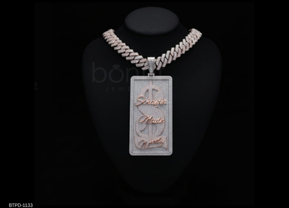 Custom Iced Name Plate Hip-Hop Pendant – D Color VVS Moissanite