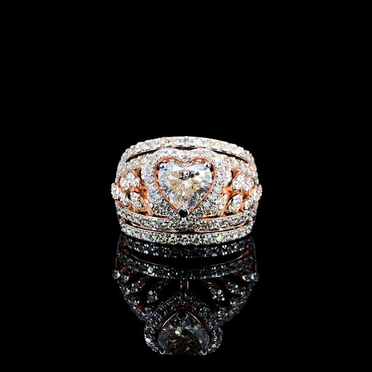 Heart Halo Solitaire Ring in Lab-Grown Diamond – EF Color, VVS/VS Clarity | Luxury Bridal Ring