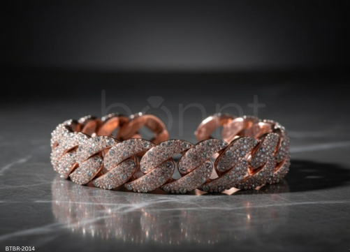 Iced-Out Lab-Grown Diamond Cuban Link Bracelet – Luxury Statement Jewelry