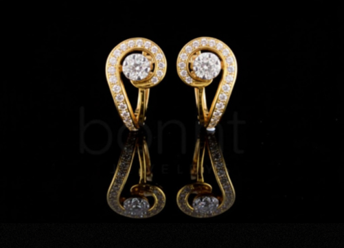 Swirl Halo Lab-Grown Diamond Earrings in EF Color VVS/VS Clarity | Elegant Luxury Stud Earrings