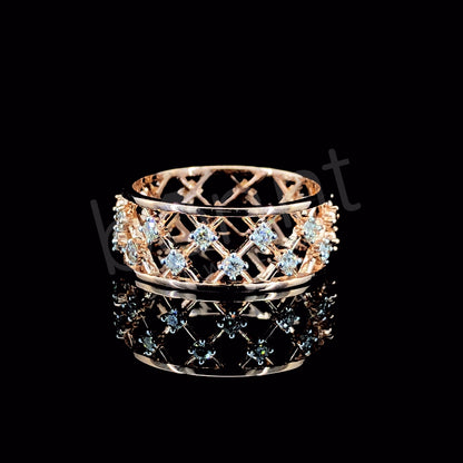 Rose Gold Diamond Lattice Band – Artisanal Craftsmanship with Timeless Sparkle