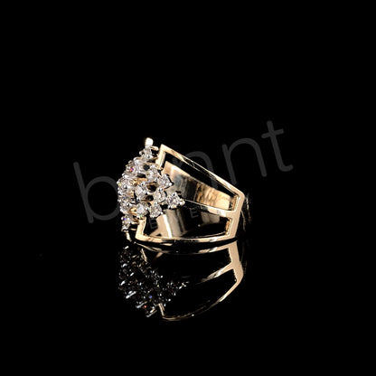 Rose Gold Floral Cluster Diamond Ring - Timeless Bloom of Brilliance