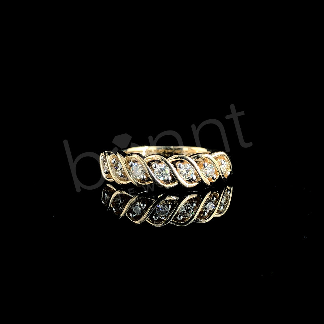 Rose Gold Diamond Infinity Band Ring - Elegant Twist of Eternal Sparkle